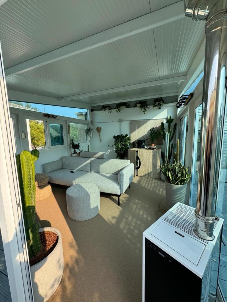 Rooftop-Marinacentro-Unique-Beach-Fun-Smart-Loveapt-Train-Park Rimini Esterno foto